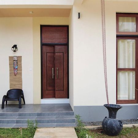 White House Green Home Galle Buitenkant foto